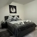 Apartment 4 Denis 3 *