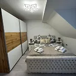 Apartment 4 Denis 3