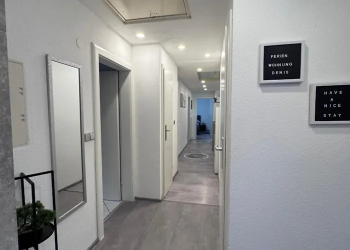 דירה 4 Denis 3 *