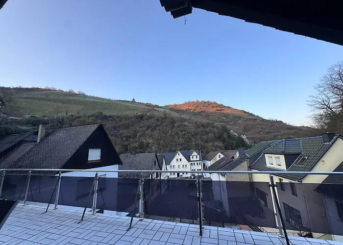 4 Denis 3 דירה *